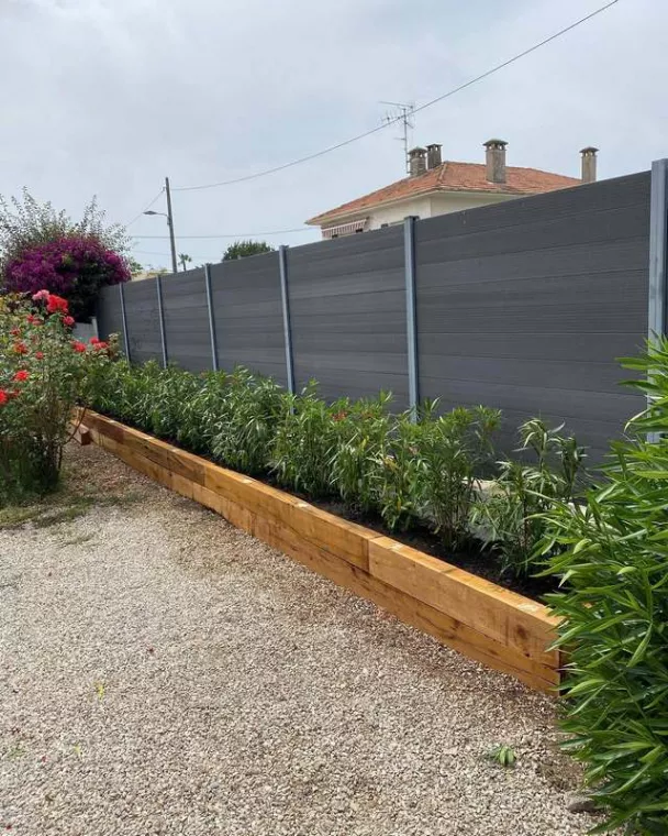 Quel est le meilleur revêtement pour un terrain de pétanque dans une résidence secondaire ?, Vence, Cimes et Jardins